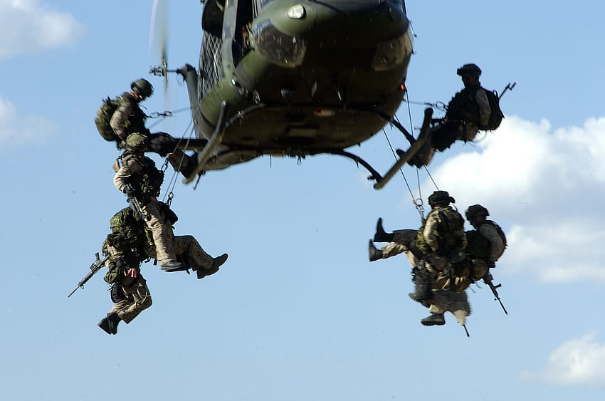 soldados, guerra, helicópteros, Ejército de EE. UU., vehículos, Huey ::, helicópteros de fuerzas especiales fondo de pantalla