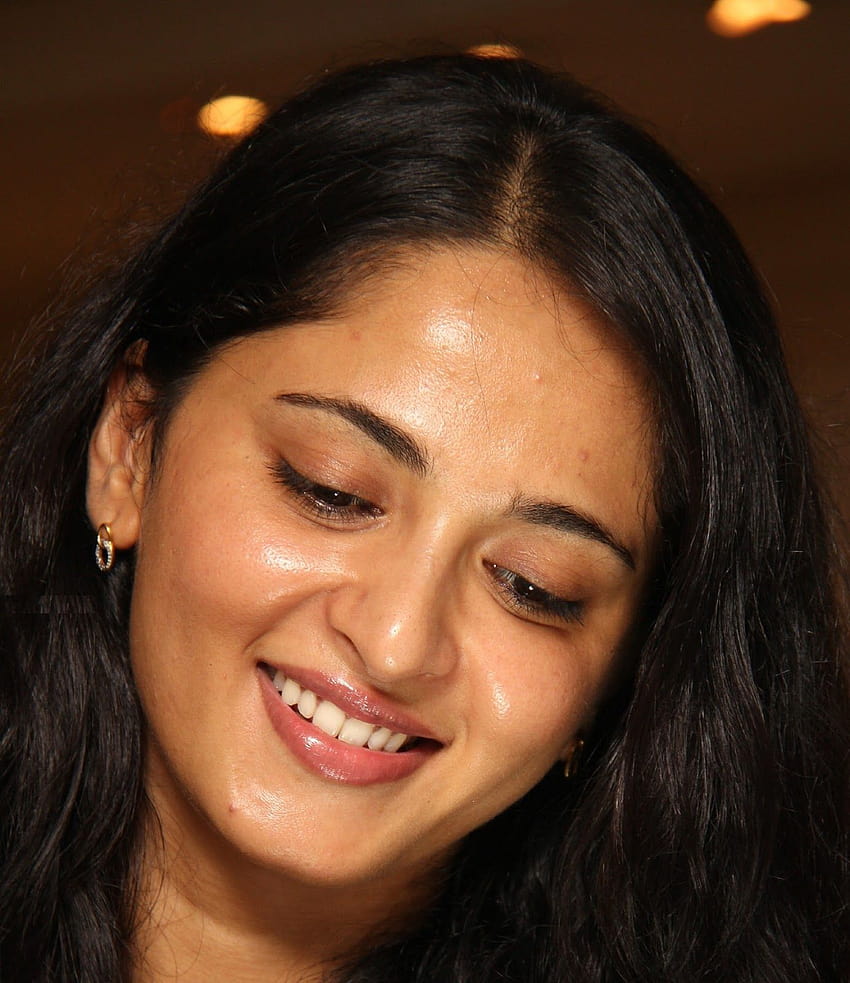 Anushka Shetty นางแบบอินเดียสุดเย้ายวนใจ Hot Look Face, anushka shetty close up วอลล์เปเปอร์โทรศัพท์ HD