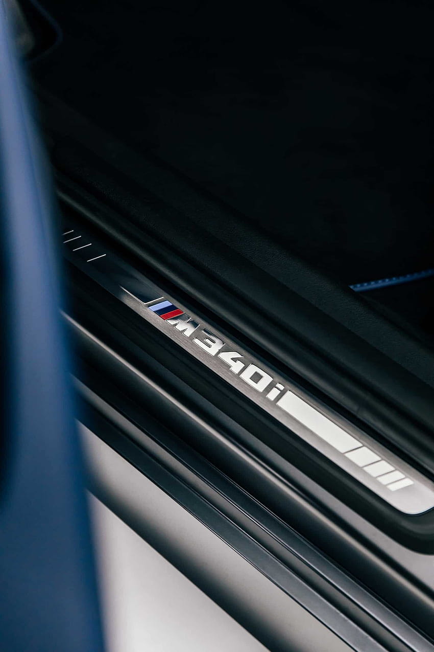 BMW M340i ツーリング ファースト エディションがフローズン ダーク グレーで発売、bmw m340i xdrive ツーリング ファースト エディション HD電話の壁紙