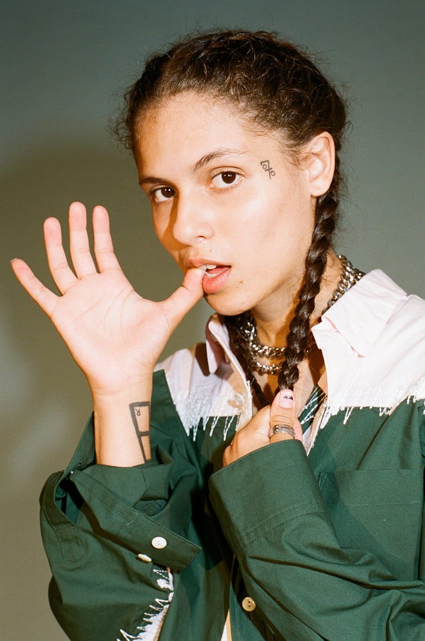 Despite the Rain, 070 Shake Took Governors Ball in Her Stride