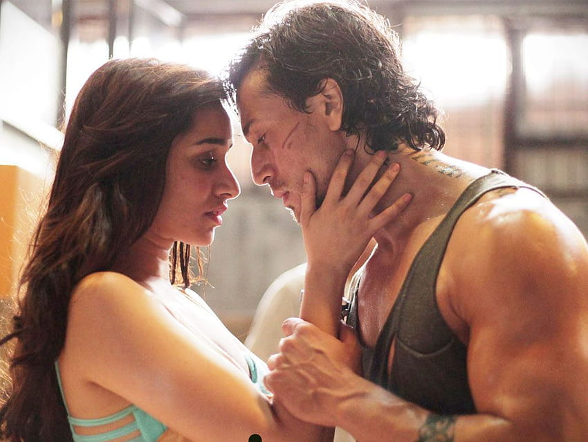 When Tiger Shroff Accidentally Farted In Front Of Shraddha Kapoor In This  Viral Video  Lost His Chance To Woo Her Netizens Say Tiger Galat Jagah  Se Dahad Diya