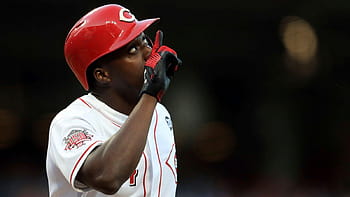 Reds rookie Aristides Aquino continues to electrify baseball with