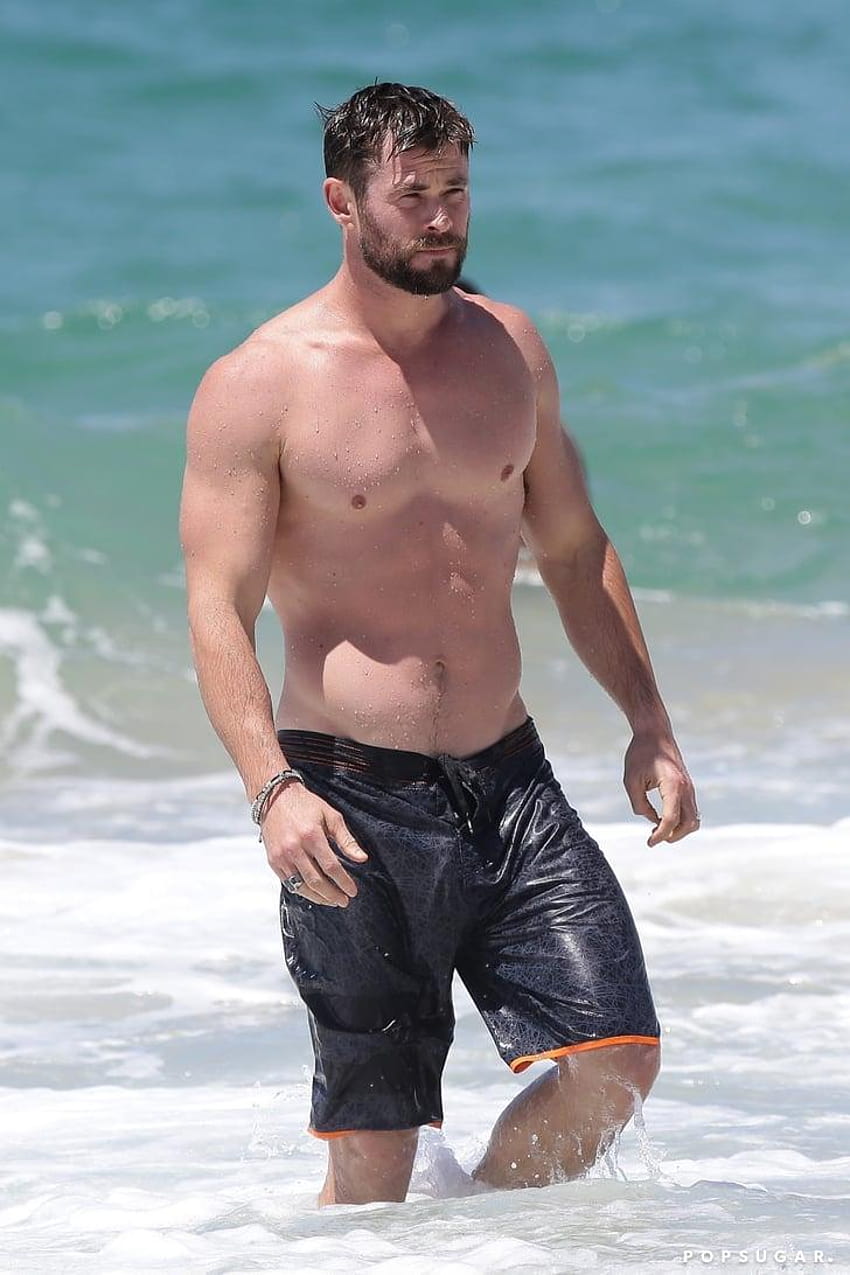 Chris Hemsworth Shirtless, chris hemsworth body phone HD phone wallpaper