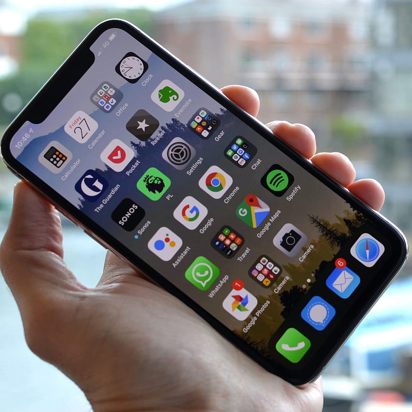 iPhone 11 Pro review: the best small ...theguardian HD phone wallpaper