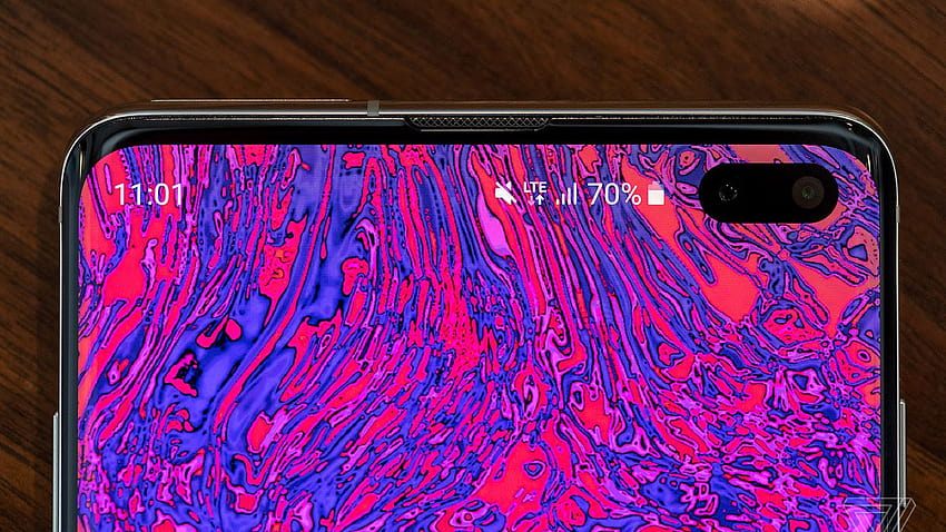 The best part of the Galaxy S10's hole punch is the potential for HD wallpaper