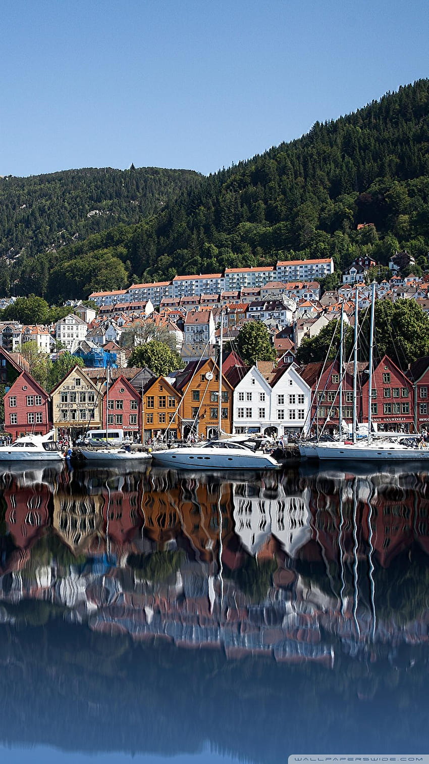 Bryggen Old Wharf & Traditional Wooden Buildings, Bergen, Norway HD phone wallpaper