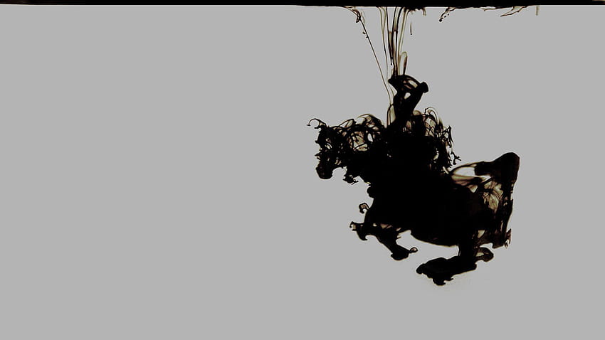A very surprising I snapped while dropping india ink in a, black ink HD wallpaper