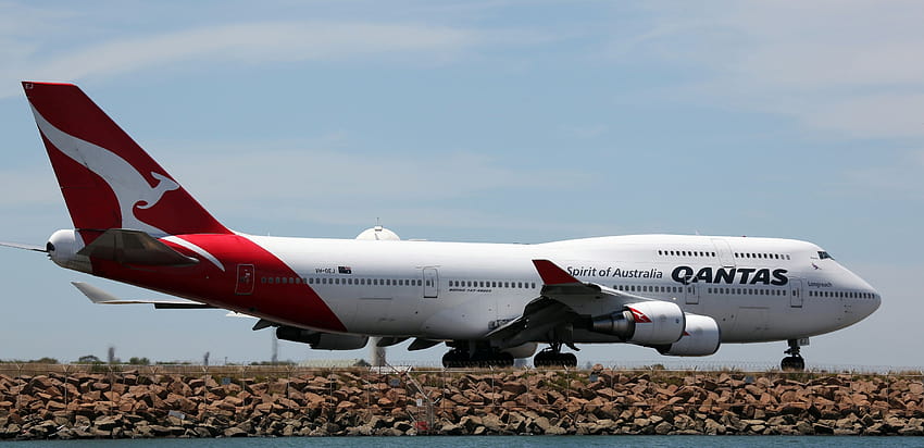 : Qantas 747, uçak, gündüz, dev uçak, havayolu, kırmızı, Geniş gövdeli uçak, hava yolculuğu, uzay mühendisliği, havacılık, hizmet, kırmızı, kapak, uçak motoru, kanat, jet motoru, toplu taşıma, boeing 747, jet uçağı, hava otobüsü a380 ve boeing 747 HD duvar kağıdı