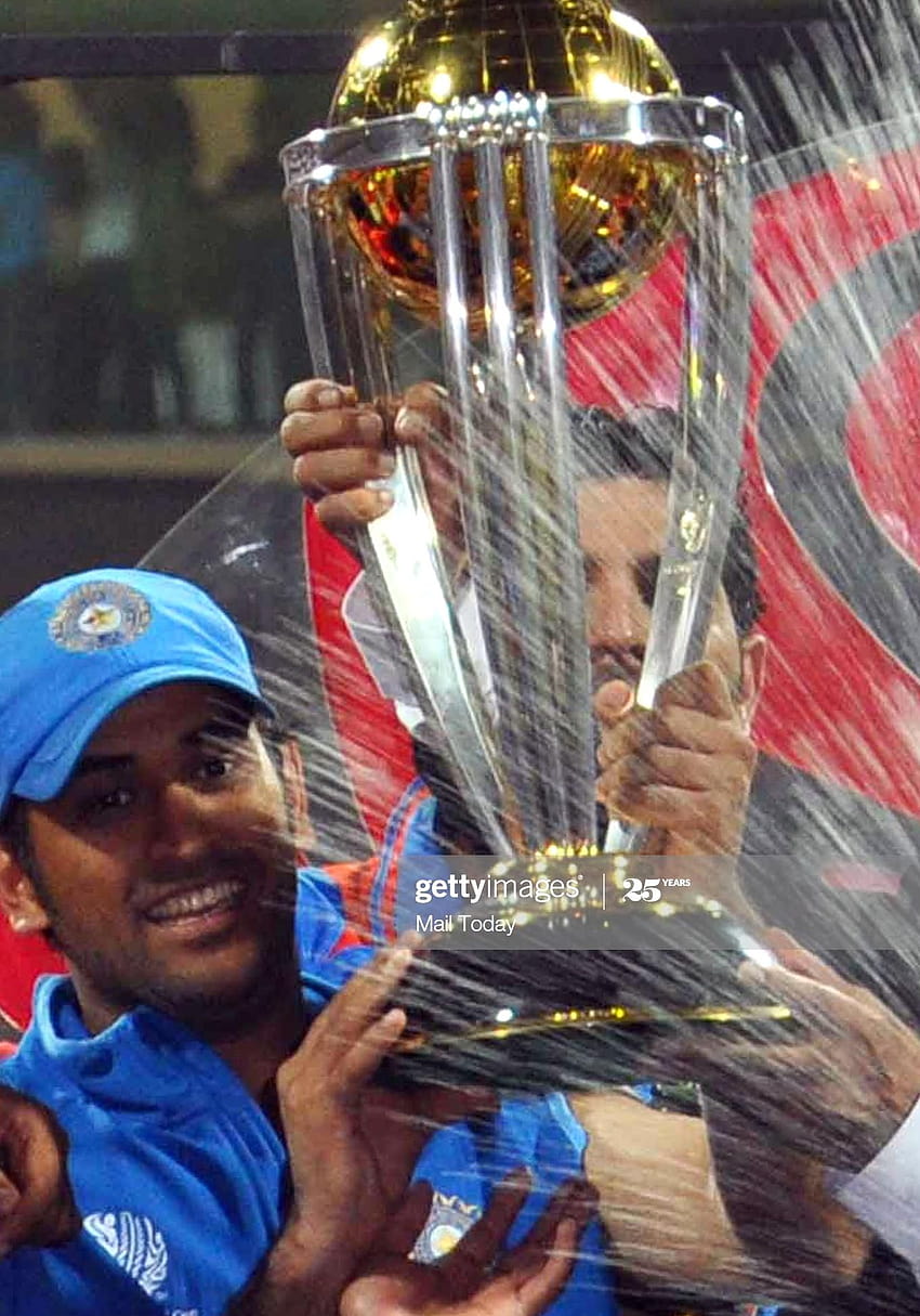 Haberler Hint Kriket Takımı Mahendra Singh Dhoni 2020 MS Dhoni Dünya Kupası'nda poz veriyor HD telefon duvar kağıdı