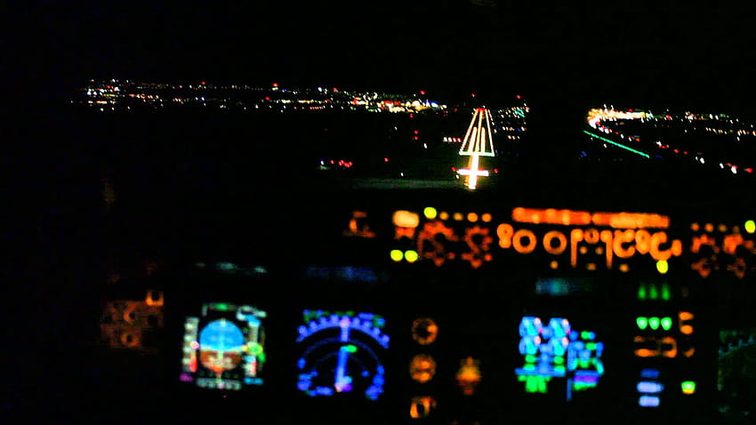 Airbus A319 · Night landing in Stuttgart, cockpit night HD wallpaper