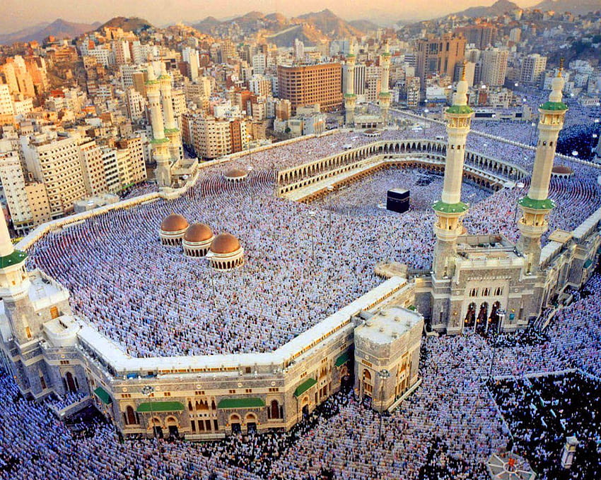 Al Kaaba Al Musharrafah Holy Kaaba Is A 건물 In The Center Of, makkah HD 월페이퍼