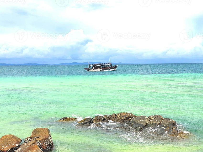 View of beautiful sea and boat from island of Thailand. Use as background, screen saver, thailand summer HD wallpaper