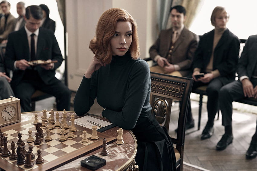안야 테일러 조이 여성 여배우 어깨 길이 머리 영화 스틸 빨간 머리 체스 그룹 사람들이 앉아, 여성 체스 HD 월페이퍼