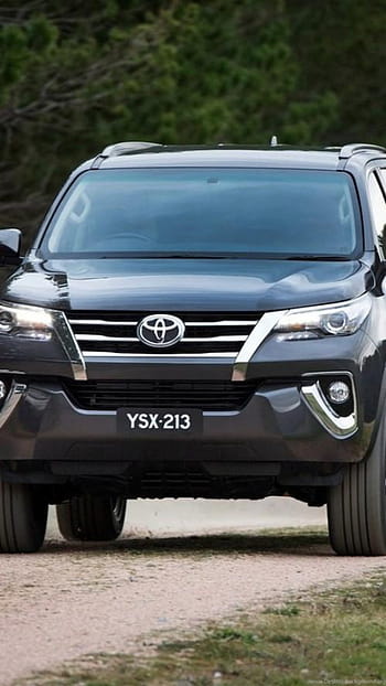 Fortuner car mobile HD wallpapers | Pxfuel