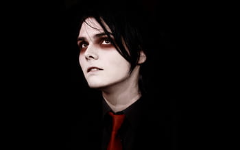 Gerard Way Wallpaper  Download to your mobile from PHONEKY
