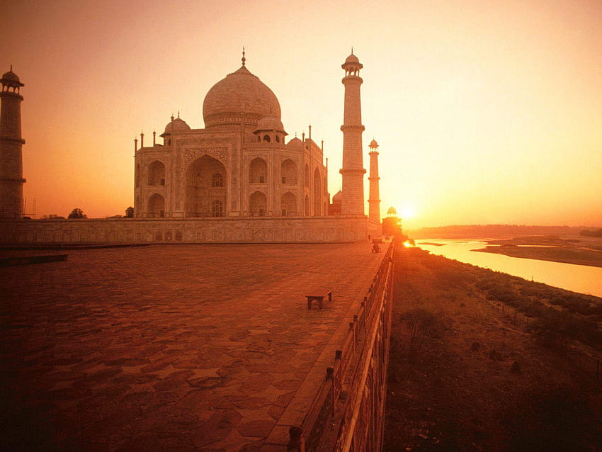 The Taj Mahal at Sunset India HD wallpaper