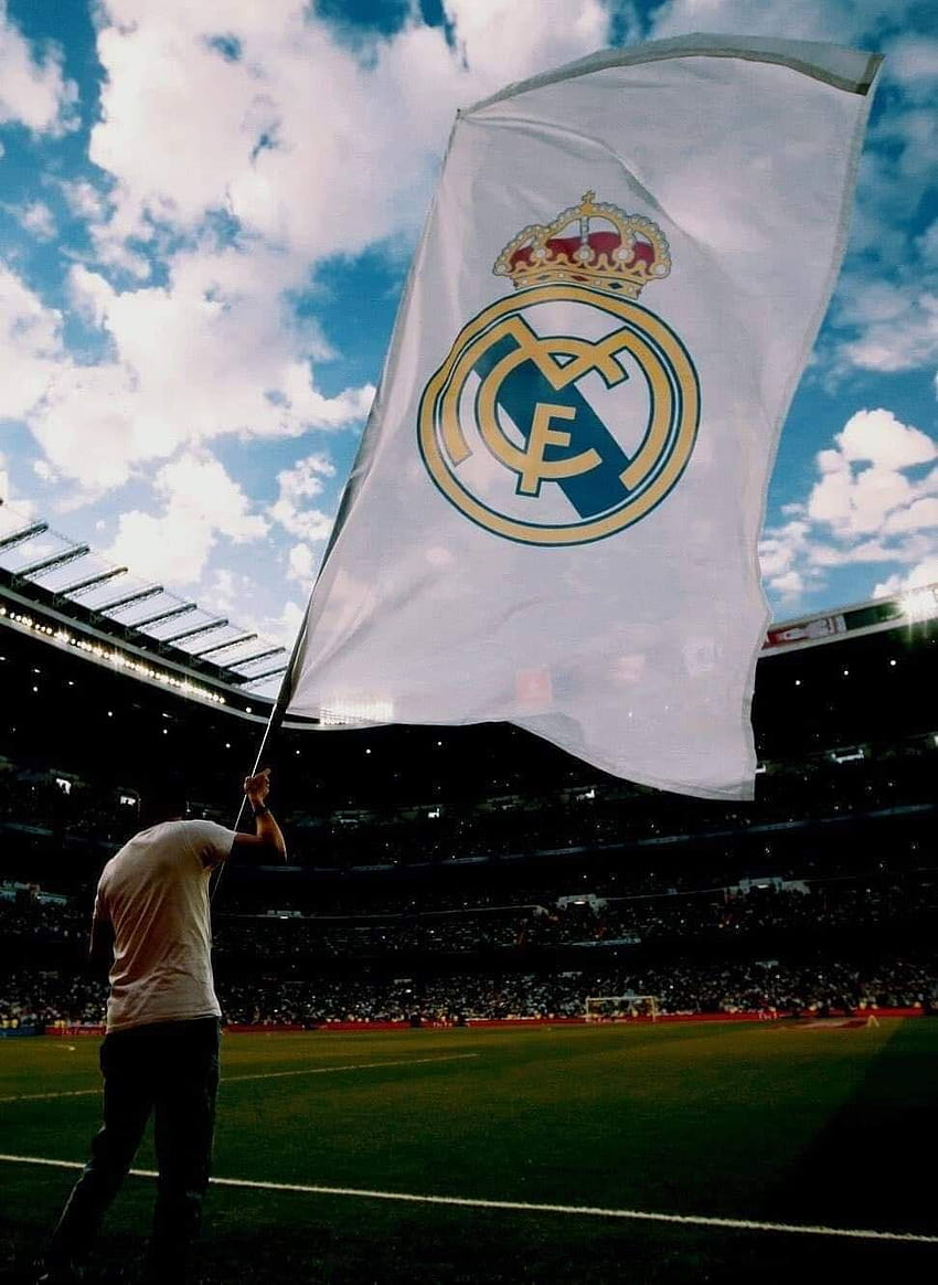 Real Madrid was found on 6th March 1902!, real madrid flag HD phone wallpaper
