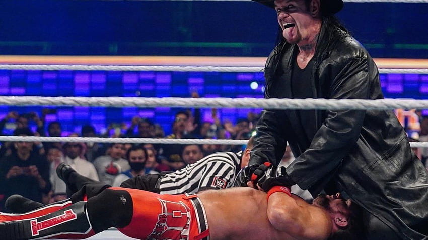 WWE Super Showdown 2020: Undertaker Returns to Pin AJ Styles HD wallpaper