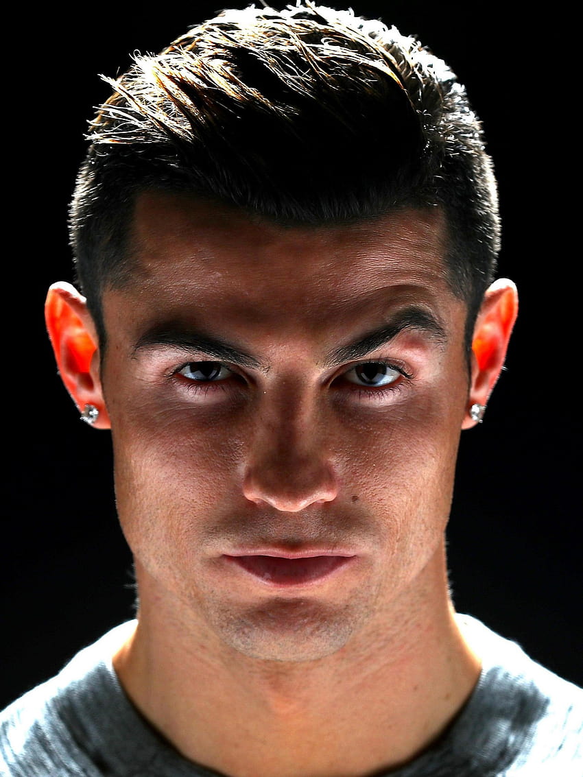 1536x2048 Cristiano Ronaldo, Face Portrait, Orecchini per Apple iPad Mini,Apple IPad 3,4, ritratto di ronaldo Sfondo del telefono HD