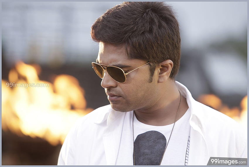 New stills of Simbu from 'Vendhu Thanindhathu Kaadu' shooting | Times of  India