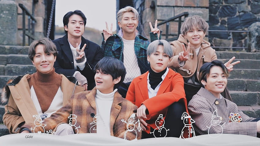 BTS Group Shoot: Sự kết hợp hoàn hảo giữa các thành viên của nhóm nhạc BTS sẽ khiến bạn không thể rời mắt khỏi bức ảnh này. Hãy xem ngay để cùng cảm nhận vẻ đẹp của những chàng trai này.