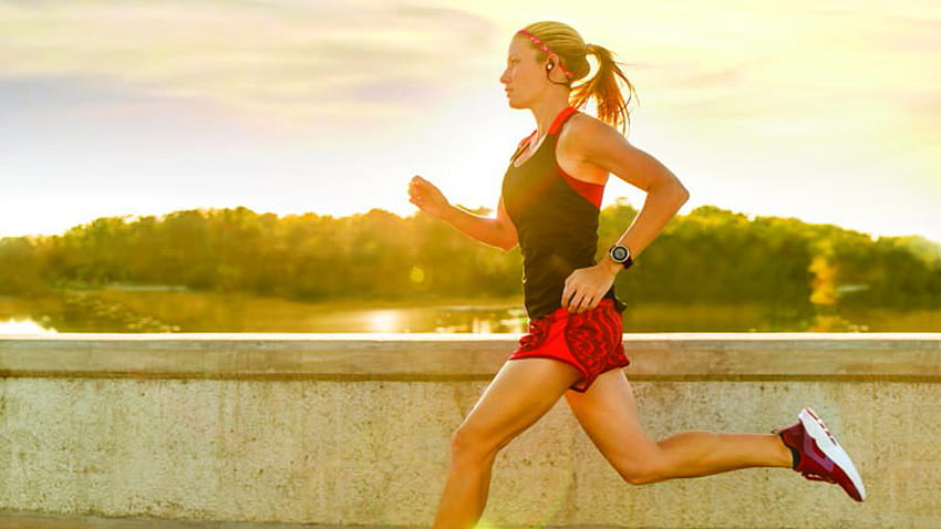 Meilleure montre running 2020 : les meilleures montres de sport pour la course, la gym, le jogging femme Fond d'écran HD