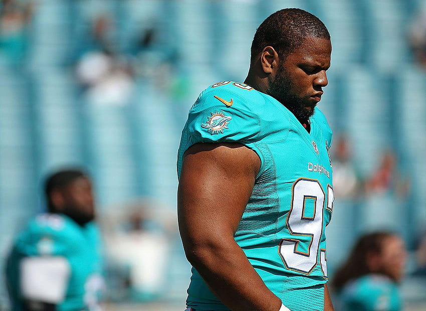 Talented Ndamukong Suh never far from trouble HD wallpaper