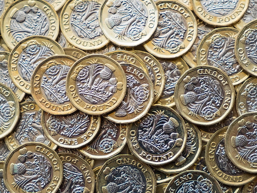 Lots of pound sterling coins close up 1400x1050 HD wallpaper