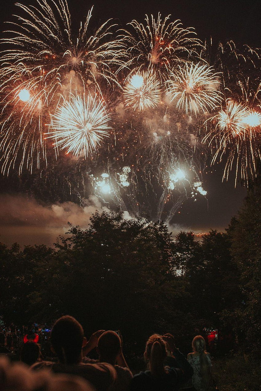 50 Feuerwerk, Feuerwerkskörper des neuen Jahres HD-Handy-Hintergrundbild