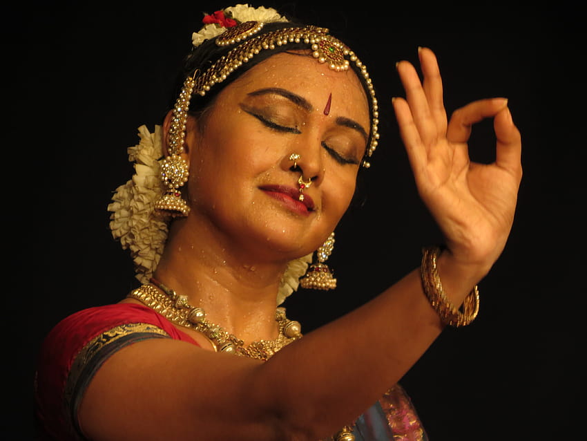 Danza Clásica Bharatanatyam fondo de pantalla