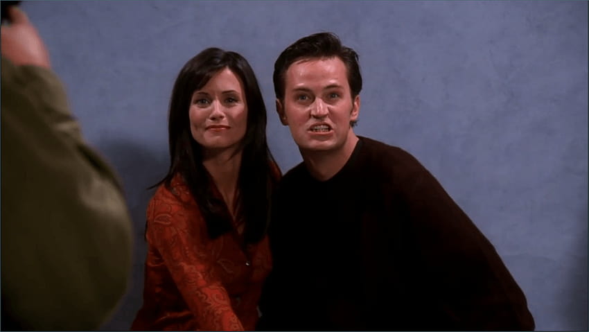 Der Eine mit der Verlobung, Monica und Chandler Mondler HD-Hintergrundbild