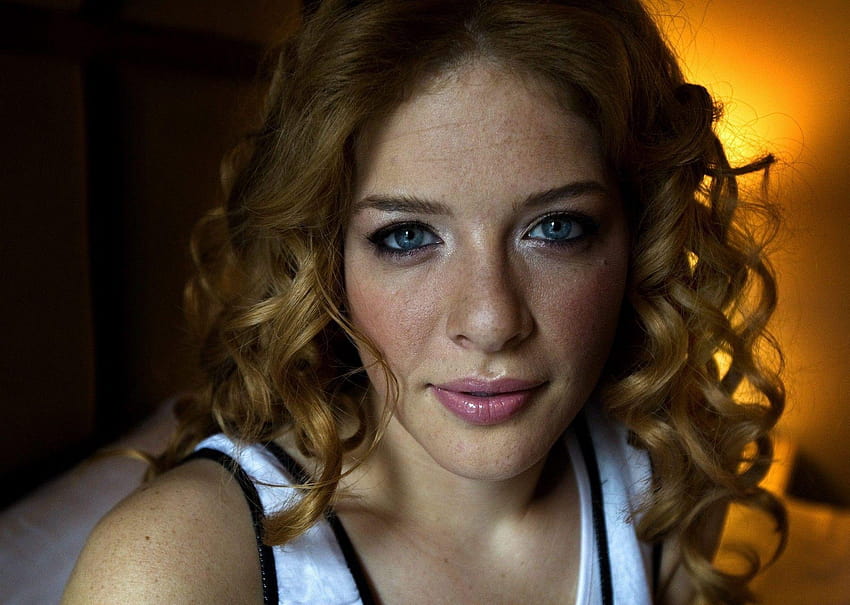 Rachelle Lefevre Actress Red Hd Wallpaper Pxfuel