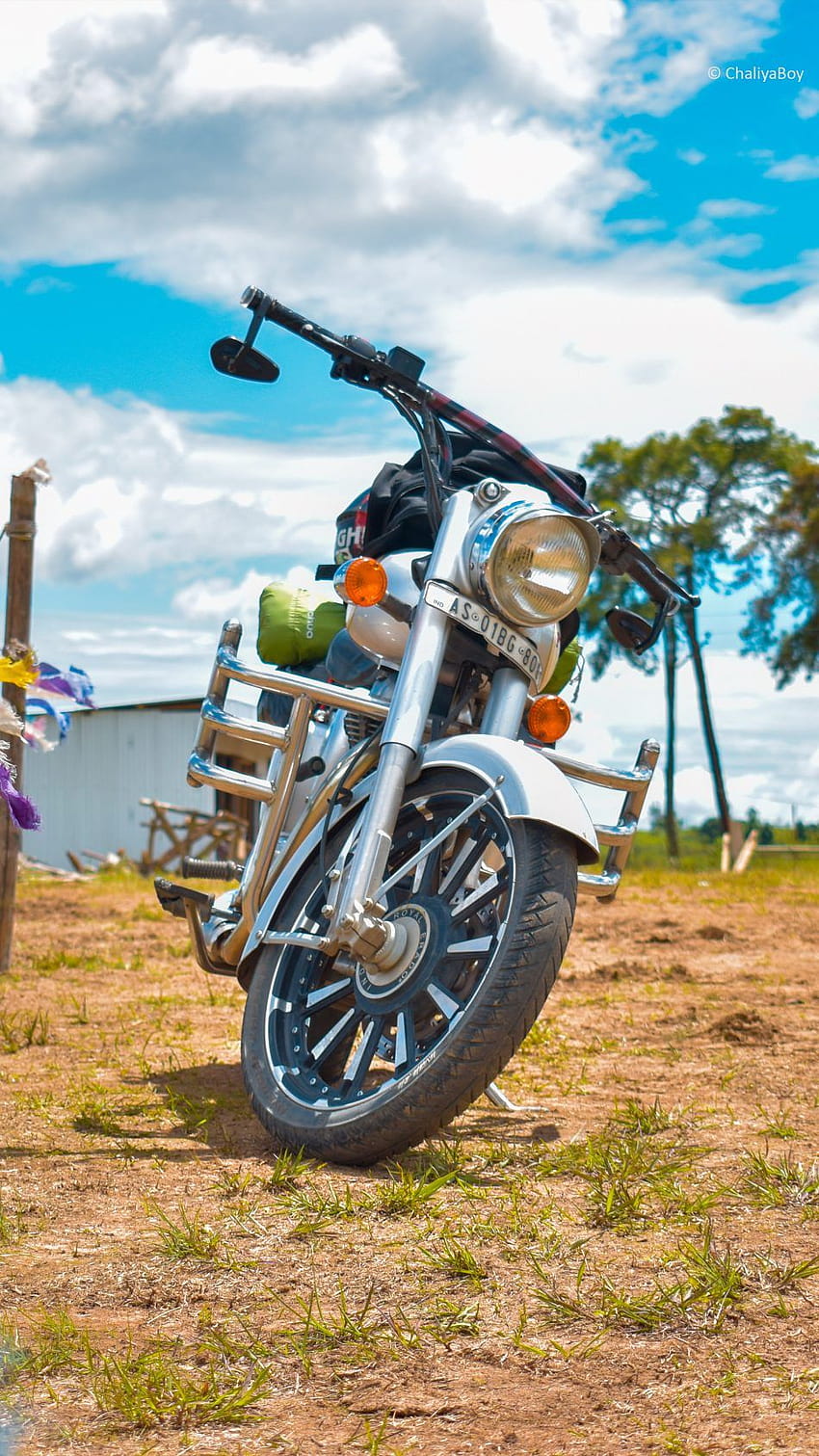 Royal Enfield Blue Sky Clouds Traveler Ultra HD phone wallpaper