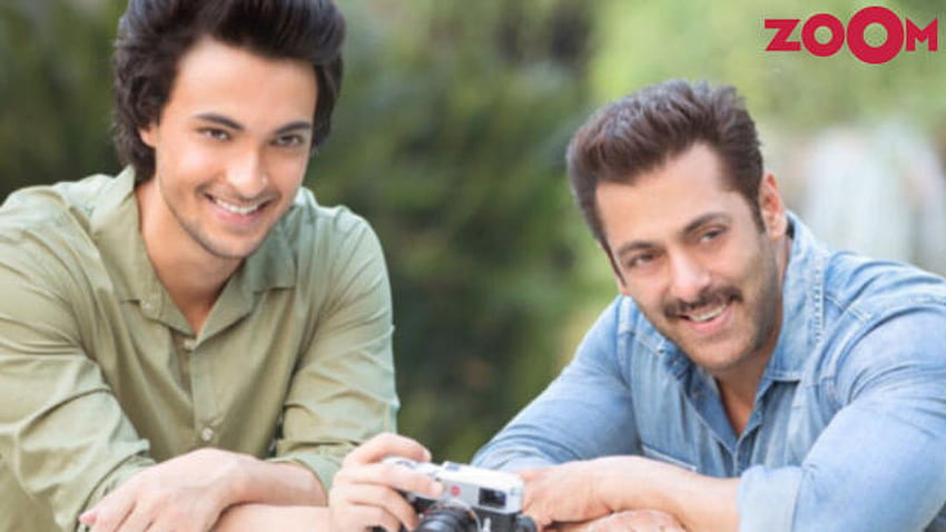 Salman Khan WANTS To PRODUCE A Film For Aayush Sharma?! HD wallpaper