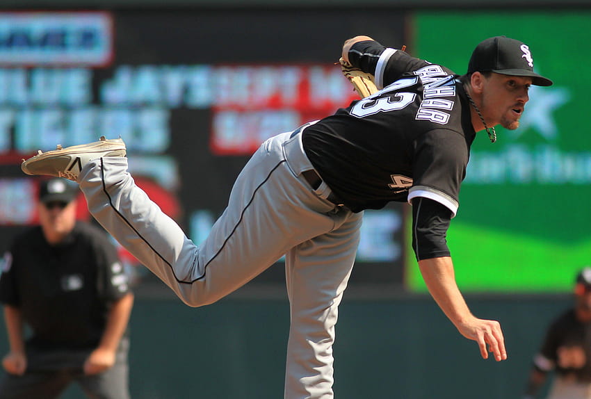 White Sox reliever Danny Farquhar passes out in dugout HD wallpaper