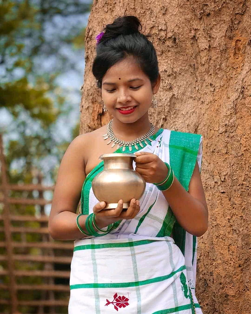 Santali Traditional Girl Top 10 weiße Panchi Sharee, Santali Girl HD-Handy-Hintergrundbild