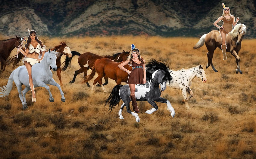 3 abili donne native americane cavalcano i loro bellissimi cavalli mentre domano una mandria di cavalli selvaggi Sfondo HD