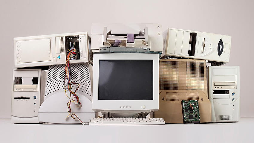 Vermeiden Sie den Müllhaufen: 15 großartige Verwendungsmöglichkeiten für einen alten PC, alten Computerraum HD-Hintergrundbild