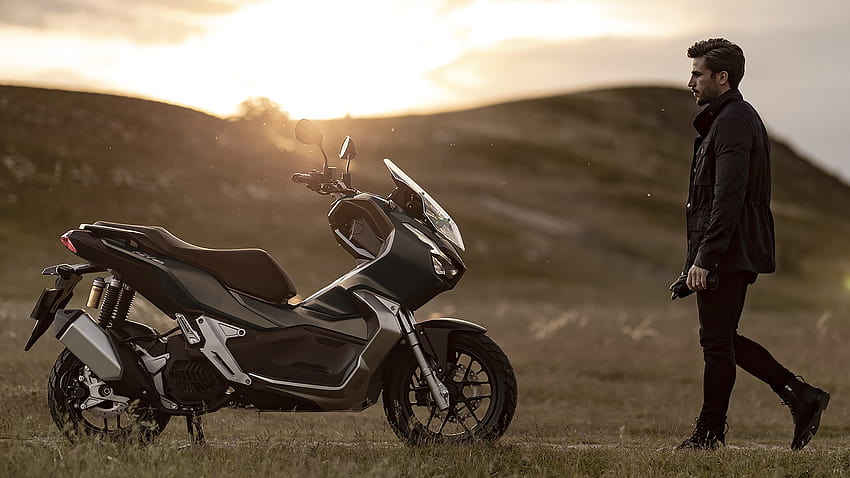 Honda ADV150: el scooter de aventura fondo de pantalla