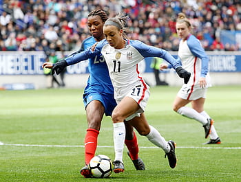 😍😍😍 - Mallory Pugh Fans