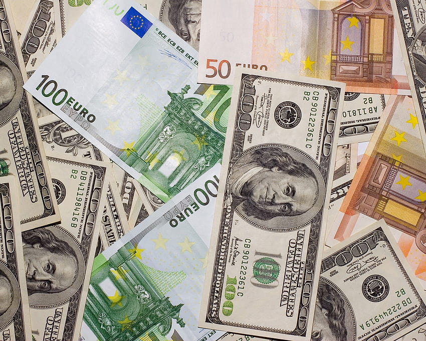 Banknoty euro i dolara oraz rezerwa federalna Tapeta HD