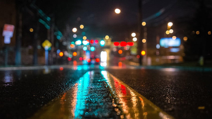 rue humide pluvieuse la nuit bokeh Fond d'écran HD