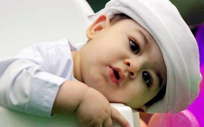 Cute Baby Boy Muslim For Backgrounds [1920x1200] na telefon komórkowy i tablet Tapeta HD