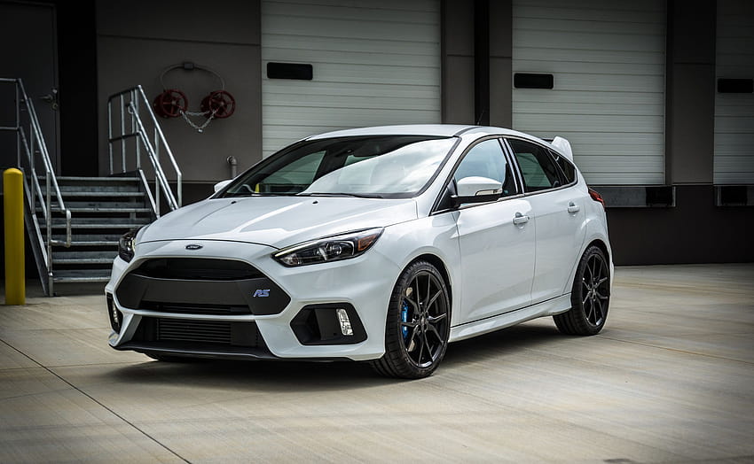 White Ford on Dog, ford focus st 2021 HD wallpaper