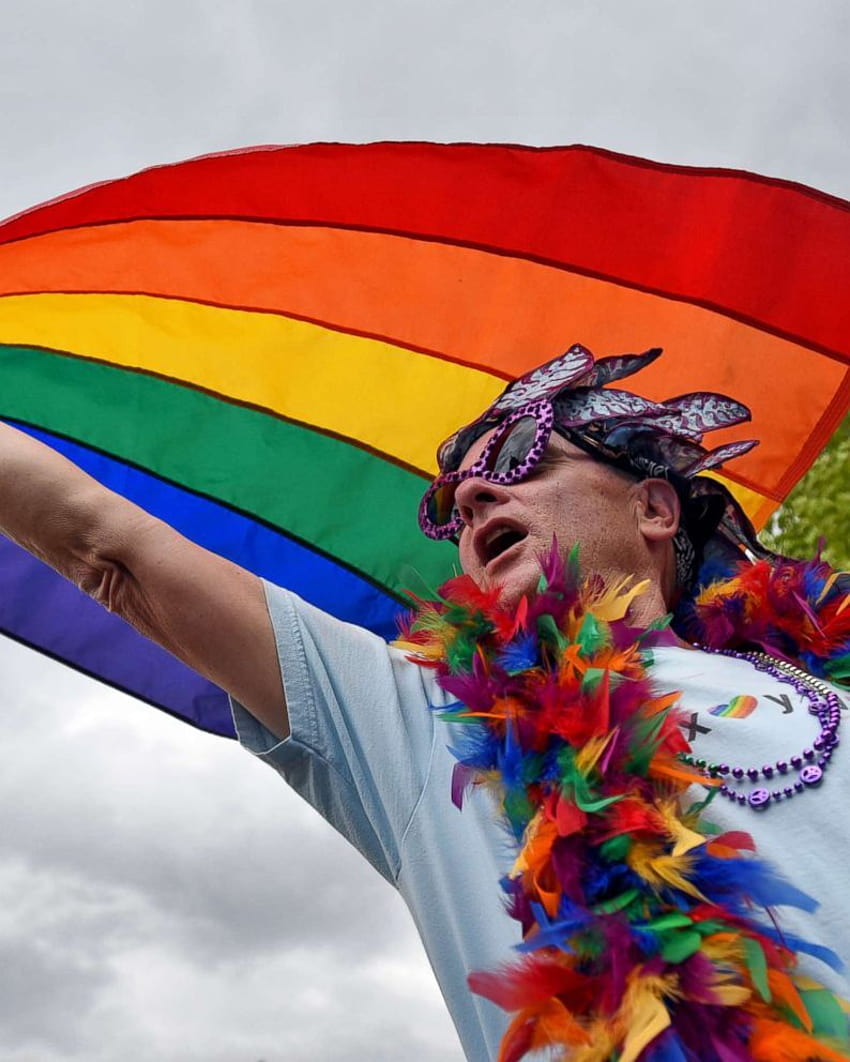 Месец на гордостта на ЛГБТ 2018: Какво трябва да знаете за неговата история, събития, паради, лятно знаме на ЛГБТ HD тапет за телефон
