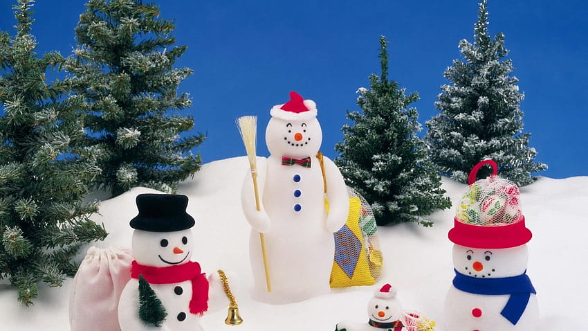 1920x1080 눈사람, 크리스마스 트리, 눈, 자루, 선물, 종 전체 배경, 크리스마스 소나무 HD 월페이퍼