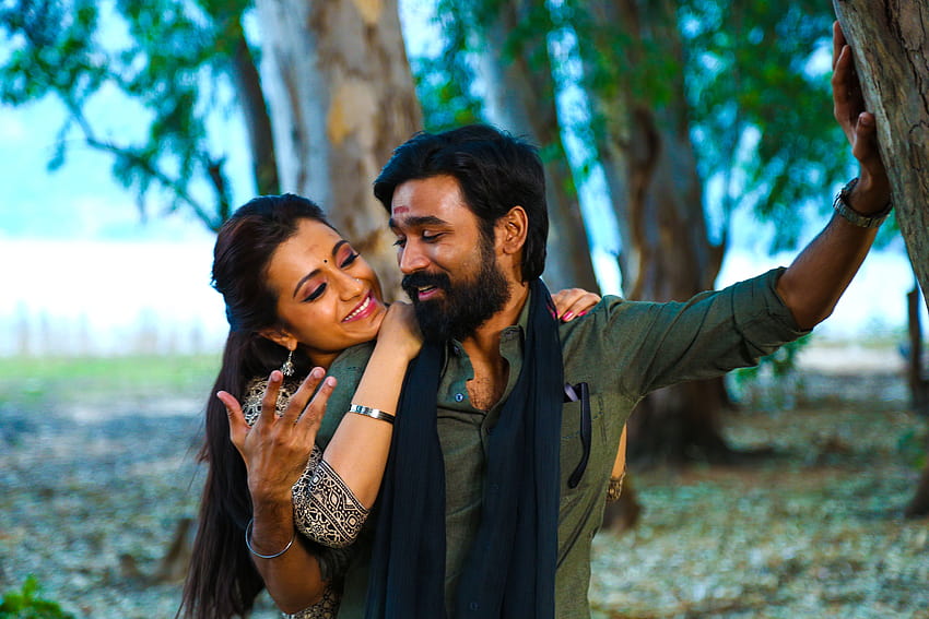 Attore Dhanush e Trisha Stills dal film Kodi Tamil, kodi dhanush Sfondo HD