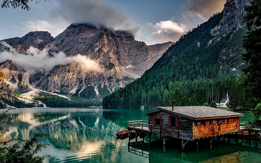 Cabaña natural de las montañas del lago, macbook pro 2021 fondo de pantalla