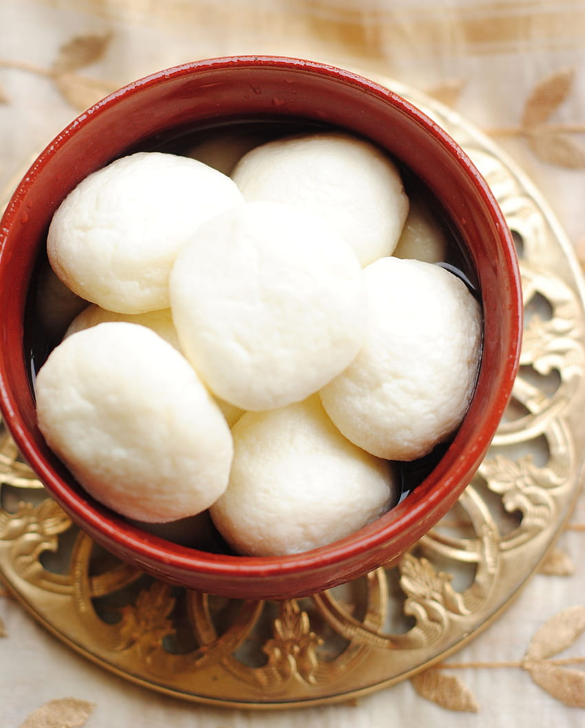 Rashogolla/Rasgulla/Boules de fromage cottage indien au sirop de sucre Fond d'écran de téléphone HD