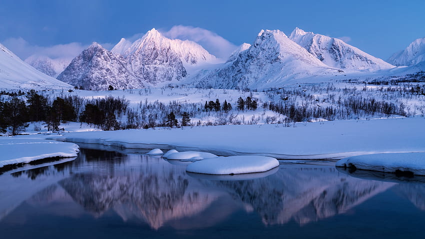 Montanhas de inverno, paisagem, lago, frio, coberto de neve, cenário, natureza, natureza inverno ultralargo papel de parede HD